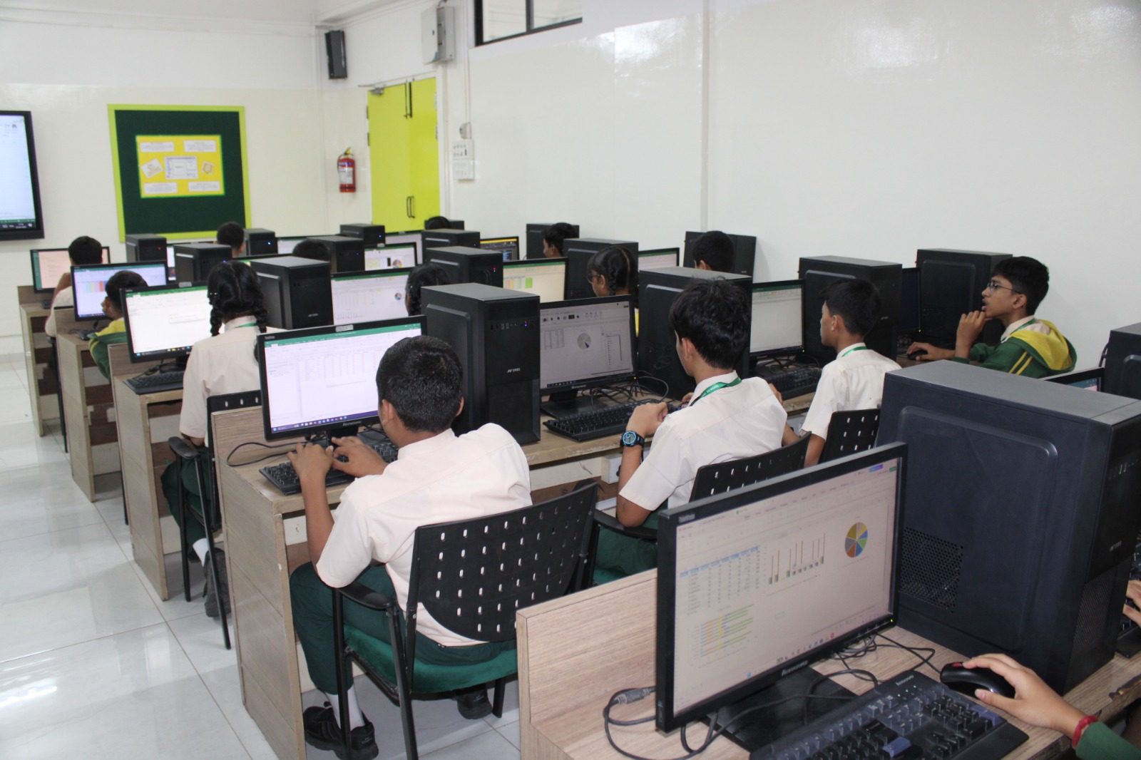 ICT lab in session at MIS International School, Pune