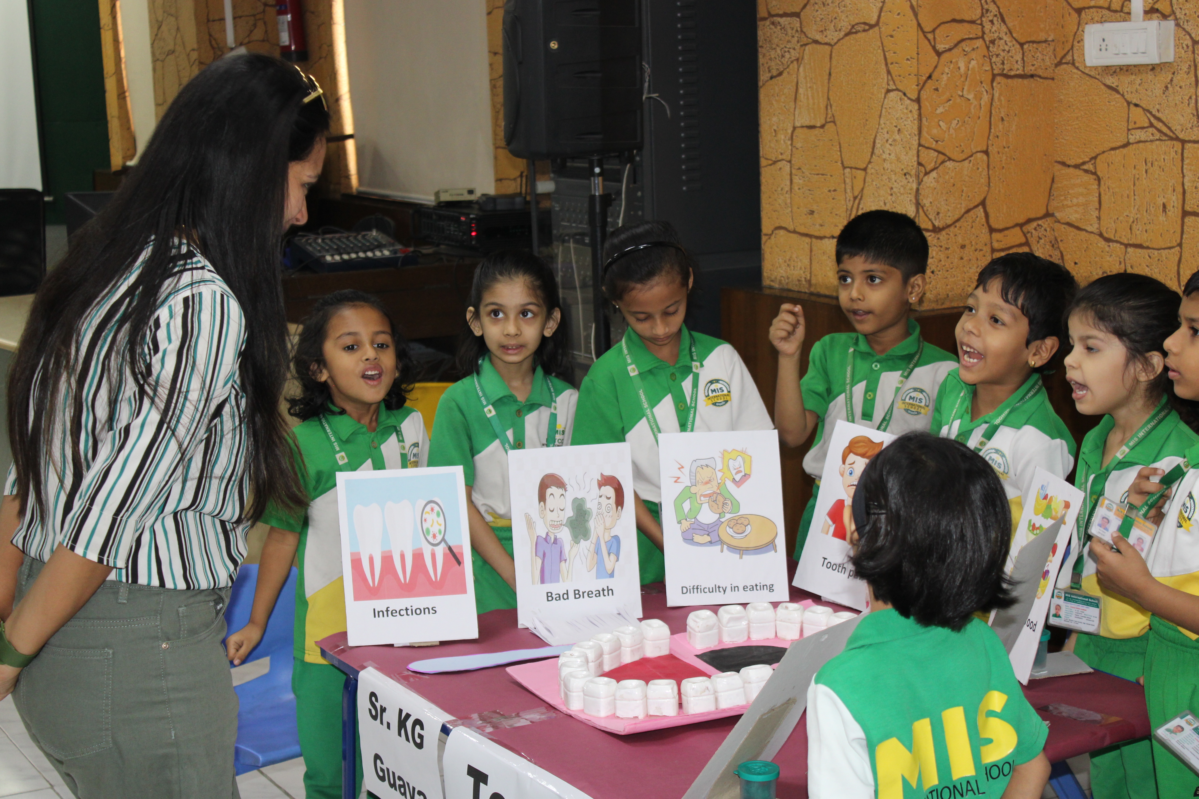 MIS International School moment 107