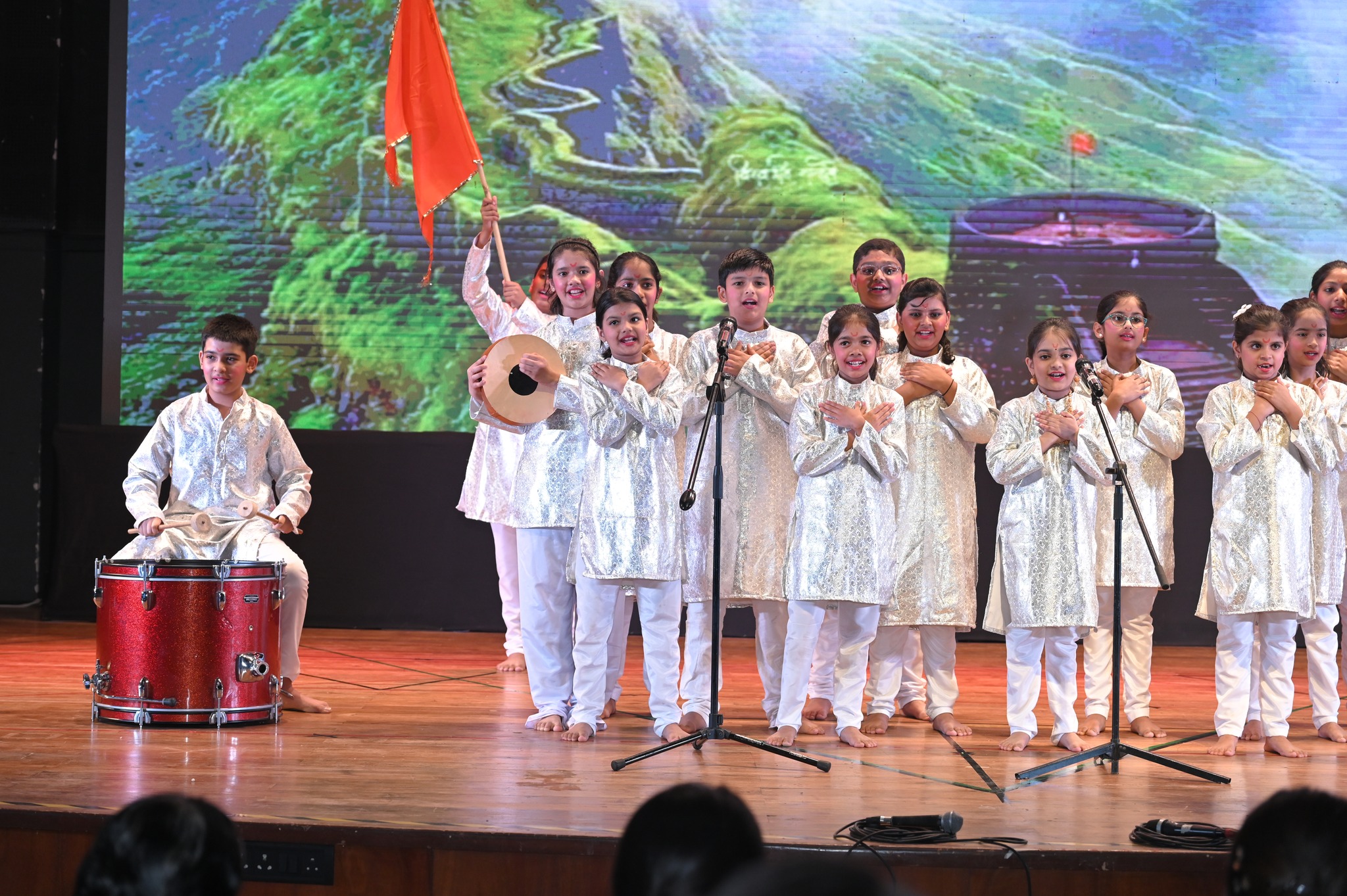 MIS International School moment 45
